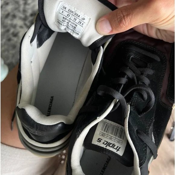 BALENCIAGA TRIPLE S SNEAKER “bordeaux” - Picture 6 of 7